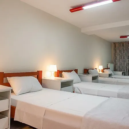 Urban Living City Hostel-Adults Only * Zákynthos by